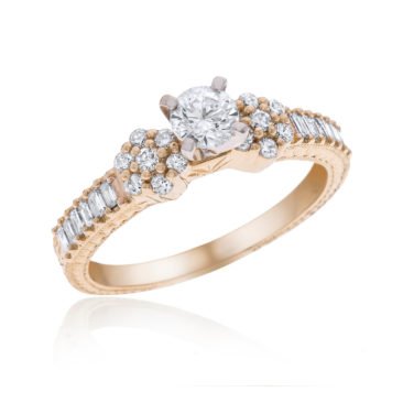 טבעת אירוסין, 18K זהב , משובצת 0.77 קראט יהלומים