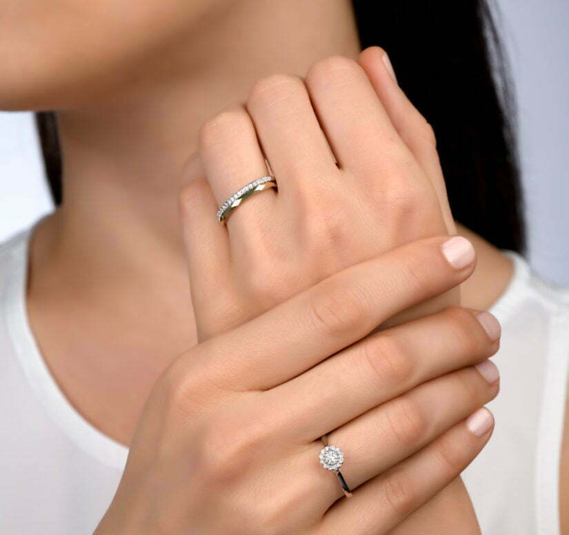 טבעת אירוסין בעיצוב קלאסי, 14K זהב, משובצת 0.25 קראט יהלומים, דגם RD7