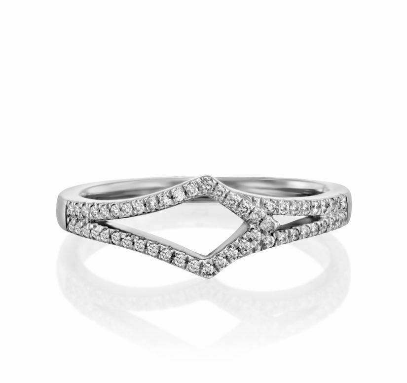 טבעת יהלומים בעיצוב מינימליסטי, זהב 14K, משובצת 0.15 קראט יהלומים, דגם RDRF18131
