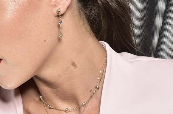 על כל סוגי עגילים באוזן ומה הם אומרים עלייך