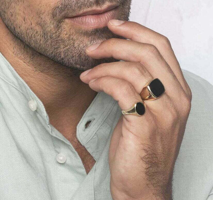 טבעת חותם לגבר עם אבן אוניקס שחור, 14K זהב, דגם R277-266357