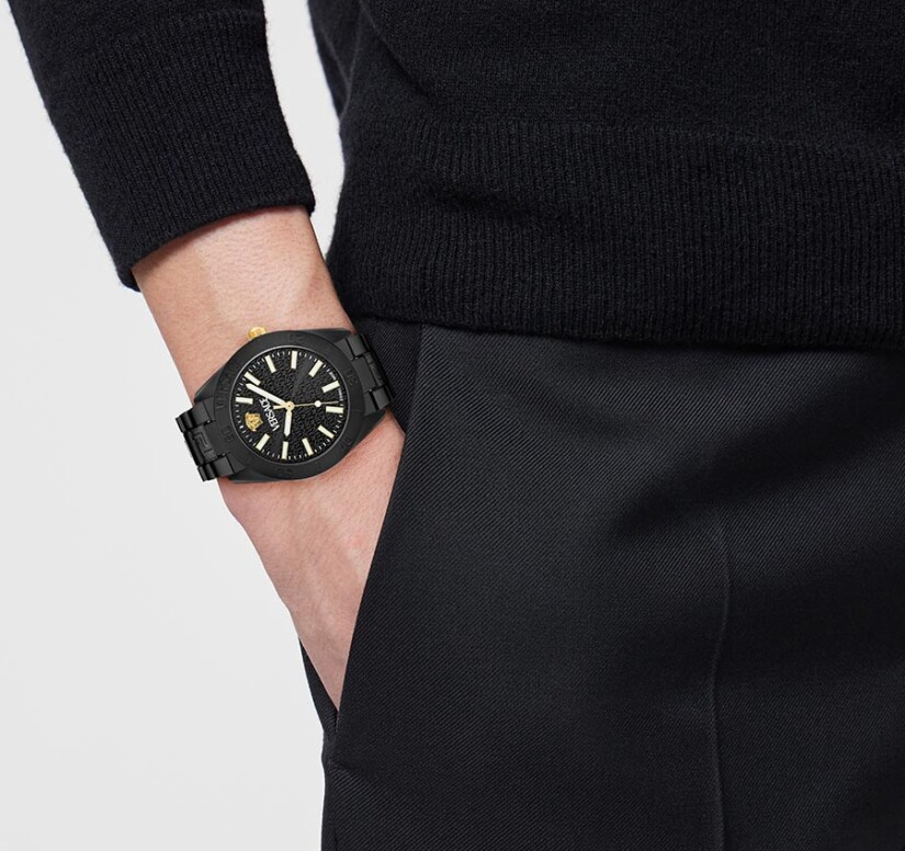 שעון Versace מקולקציית V-Dome Aluminum Bracelet Watch, שעון יוניסקס ,דגם VE0M00425