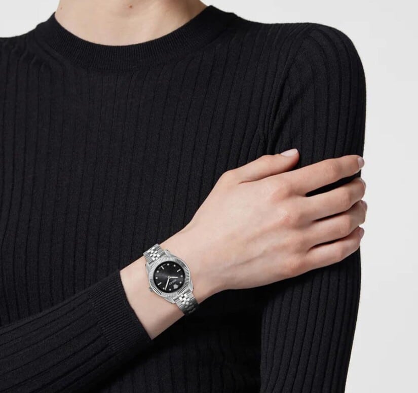 שעון Versace מקולקציית GRECA TIME WITH DIAMONDS, שעון לאישה ,דגם VE9CA0525