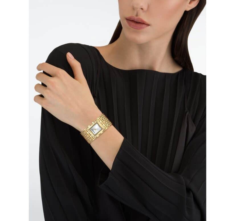 שעון FERRAGAMO לאישה מקולקציית MANCHETTE, דגם SFJM00426